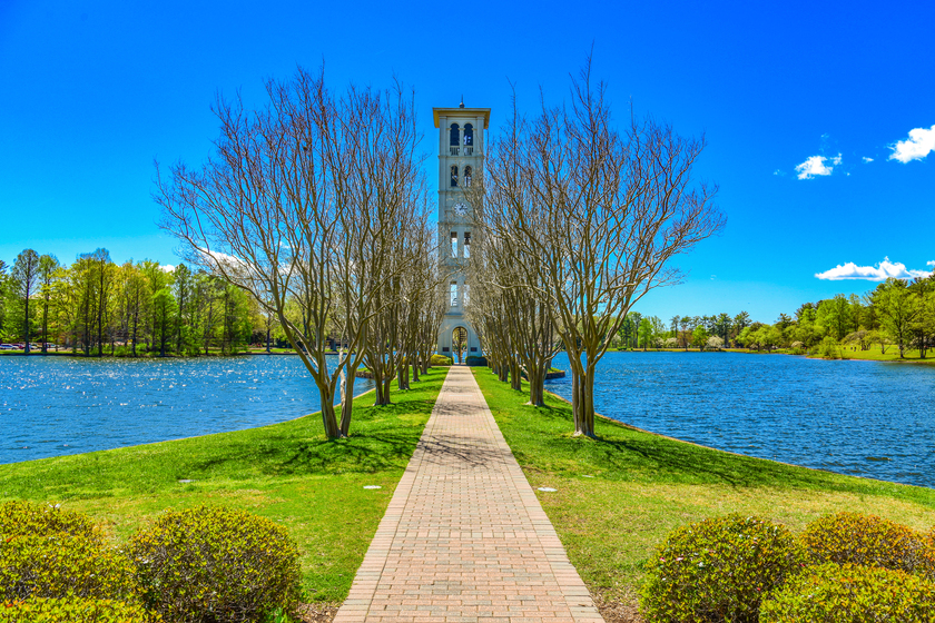 Why Senior Living Residents Love To Retire In A Small City Like Simpsonville, SC